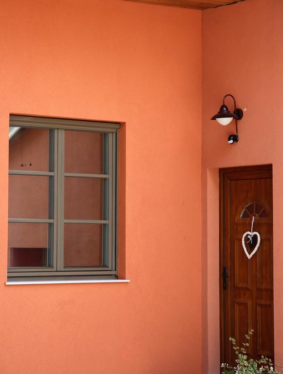Erhardt Superior Rooms Sopron Exterior foto