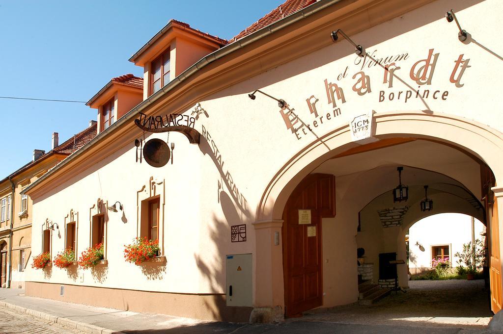 Erhardt Superior Rooms Sopron Exterior foto